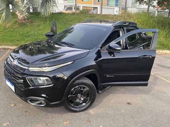 FIAT TORO 1.8 16V EVO FLEX FREEDOM AT6 FIAT TORO 1.8 16V EVO FLEX FREEDOM AT6